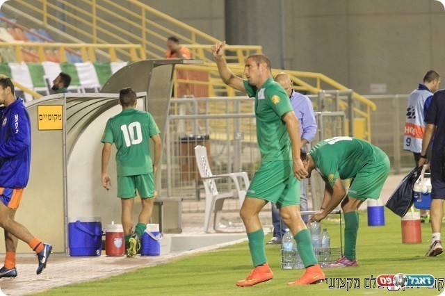 ממשיך לנפק מספרים. אורן ניסים מודה לקהל הירוק (קובי רוזן)